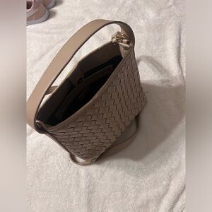 Urban Expressions Beige Woven Shoulder Bag